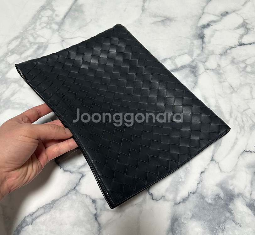 [F] 보테가베네타 신상 인트레치아토 클러치--3