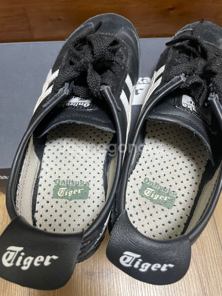오니츠카타이거 멕시코66 블랙 230mm오니츠카타이거--1
