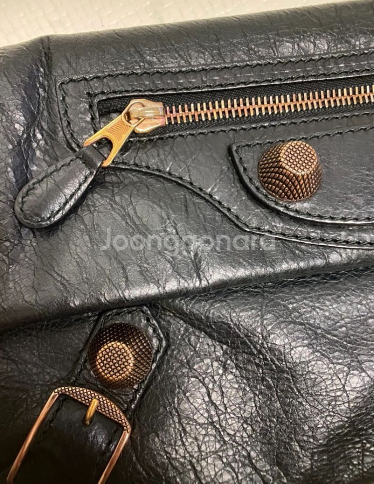 발렌시아가 클러치--5