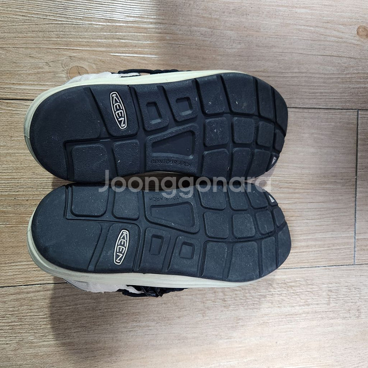 keen 킨 유니크 샌들 250 버치블랙--4