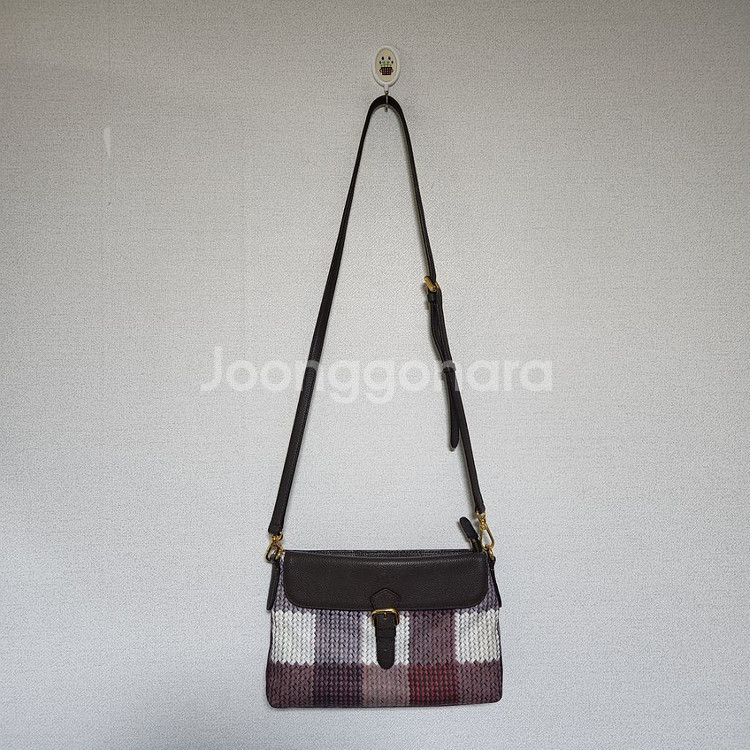 닥스 체크 소가죽 크로스백--0