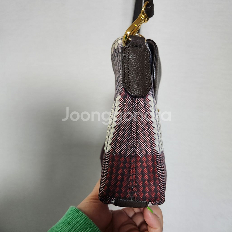 닥스 체크 소가죽 크로스백--5