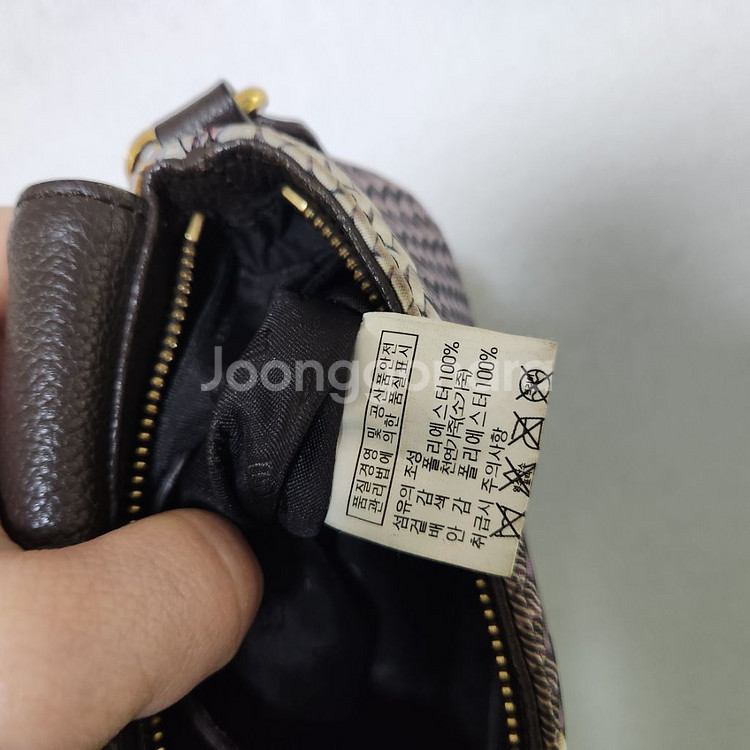 닥스 체크 소가죽 크로스백--7