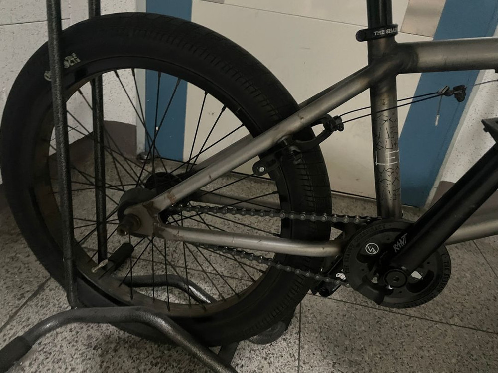 서브로사 bmx 레튬 상급모델 이미지