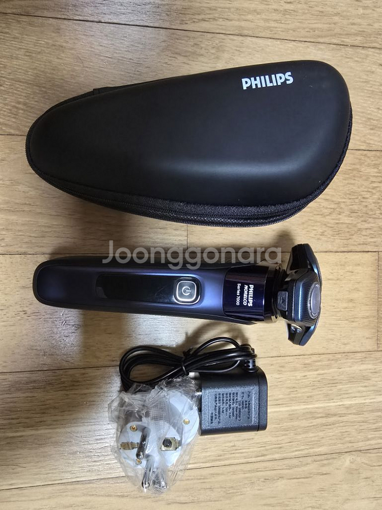 필립스 Series 7000 전기면도기 미사용 팝니다.--0