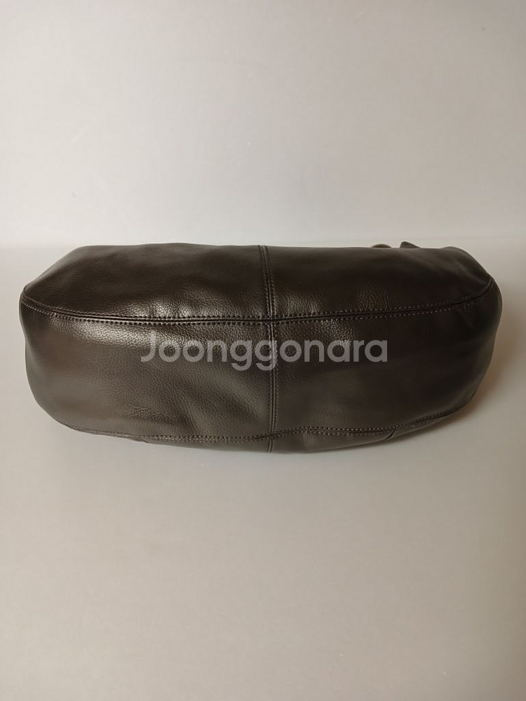 *새상품 *타미힐피거 여성 크로와상백 숄더백--4