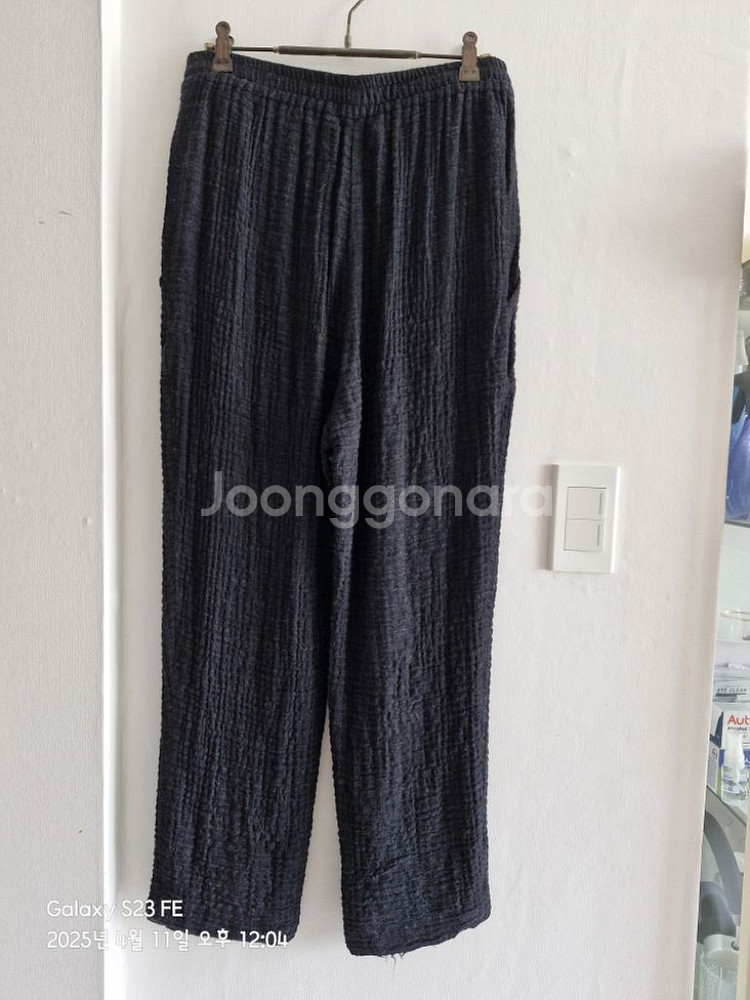 자라 검정 세미배기 통바지--1