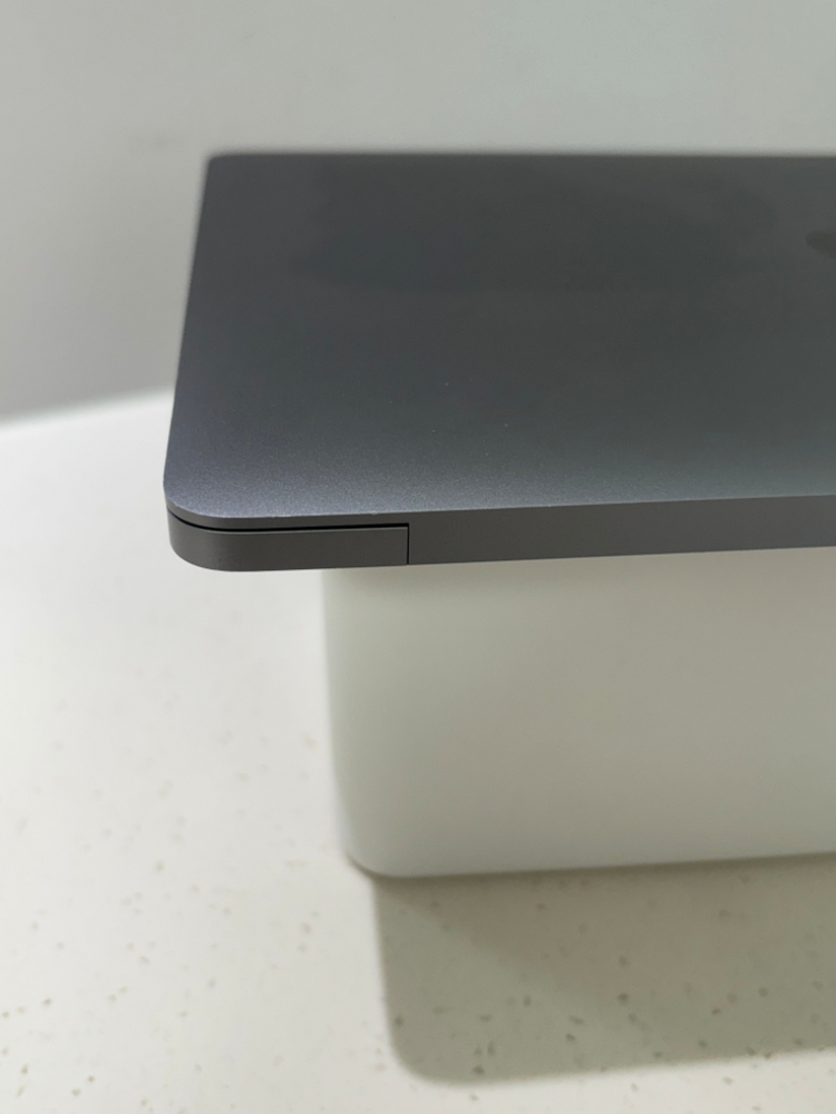 맥북에어 M1 중급형 16 256--5