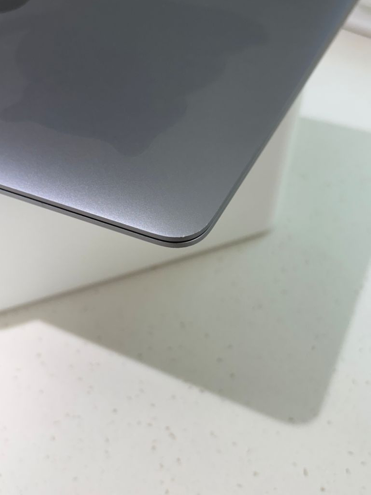 맥북에어 M1 중급형 16 256--8