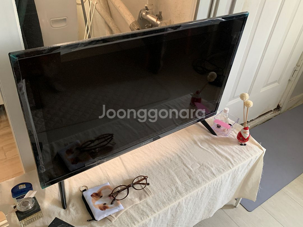 유맥스 32인치 TV--1