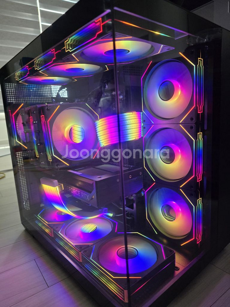 9800X3D 5070TI 본체 팝니다--0