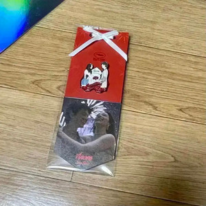 아노라 아티스트 뱃지 무비티켓 스페셜티켓 레드로켓포스터