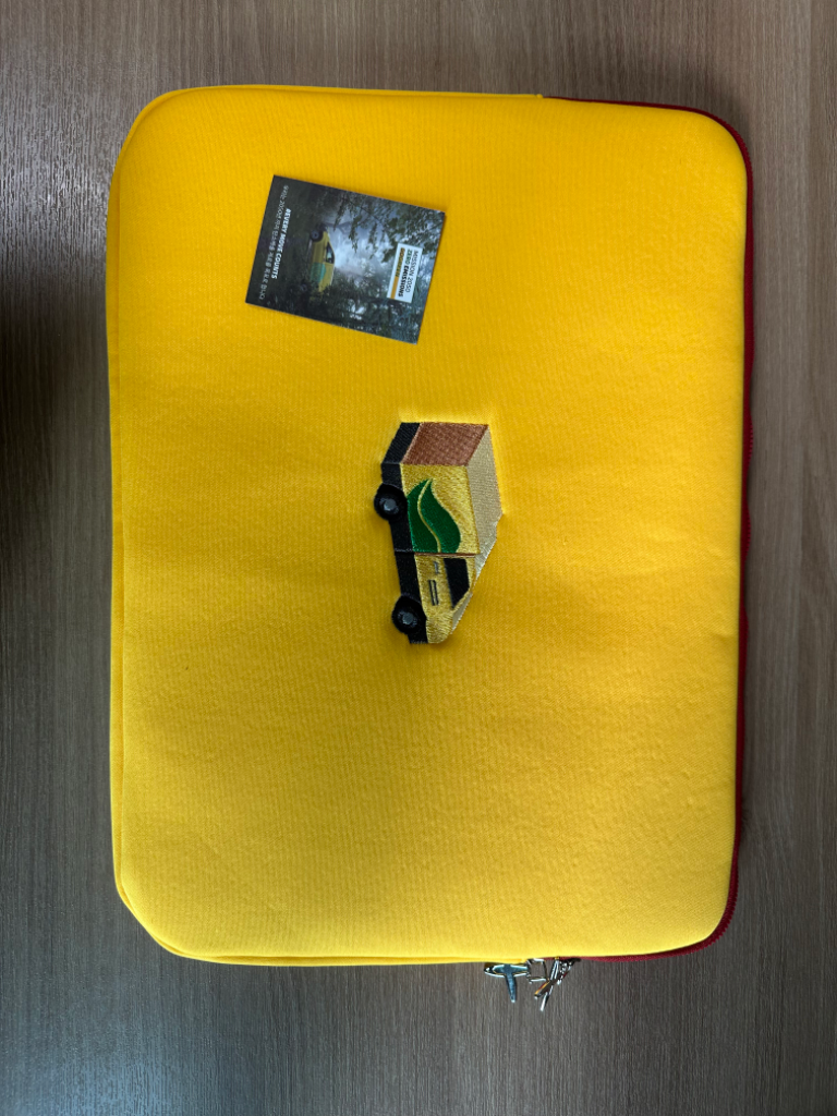 Dhl 노트북 파우치 새상품 22인치 가능
