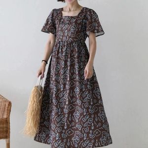 새상품) 스퀘어넥 플라워 롱 원피스 반팔 스퀘어넥