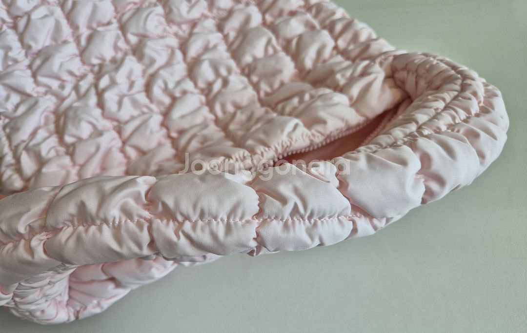 코스 미니 퀼티드 토트백 라이트 핑크--4