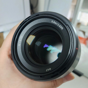 SONY FE 85mm f1.8, SEL85F18 렌즈