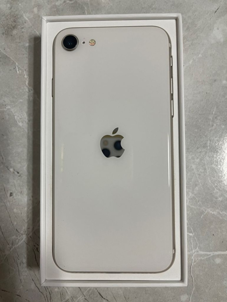 아이폰 SE3 256 스타라이트 S급 배터리 86%--1