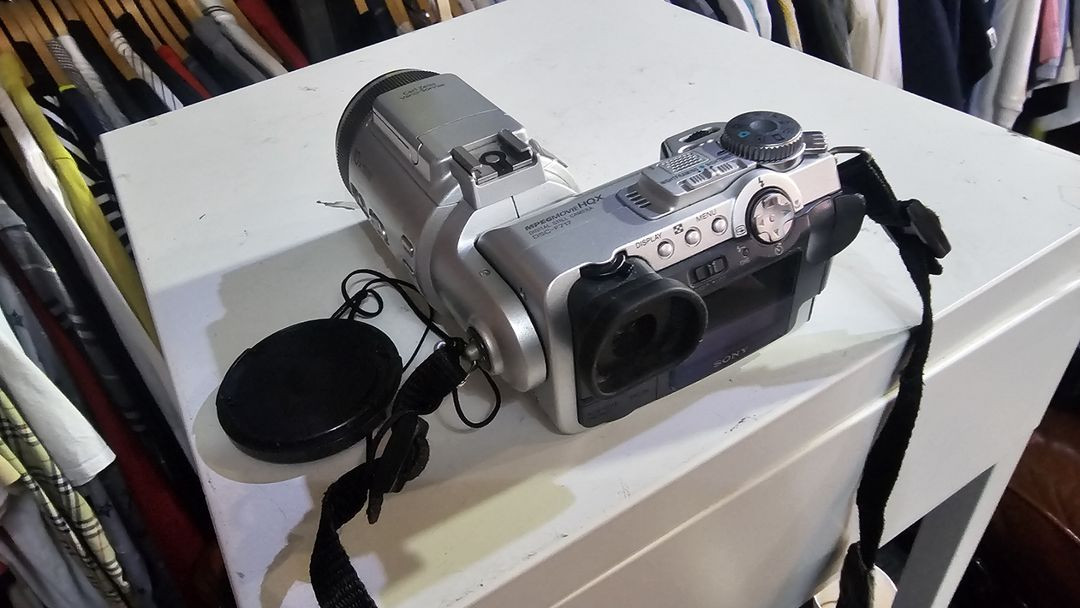 소니. 디지털 f717 이미지