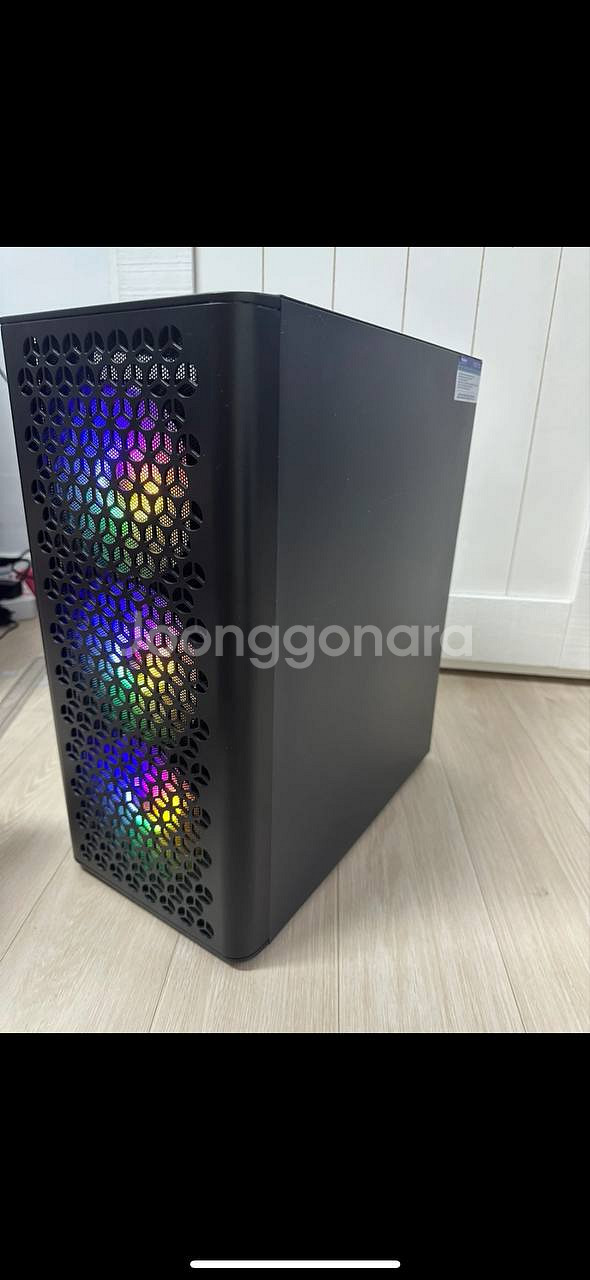 컴퓨터 본체 팝니다 (i7-9700 / 1080TI)--2