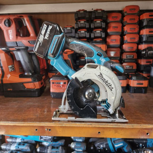 마끼다충전원형톱DSS501 충전스킬 마블(타일)커터
