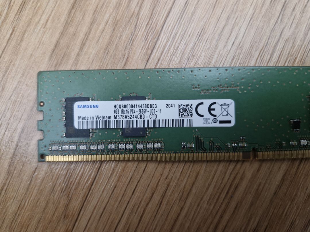 삼성 DDR4 RAM 4GB