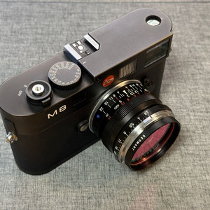 라이카 M8