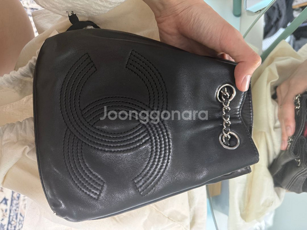 샤넬 정품백팩 타낫 유서빈 백팩 빈티지 로고 미니 은장--4