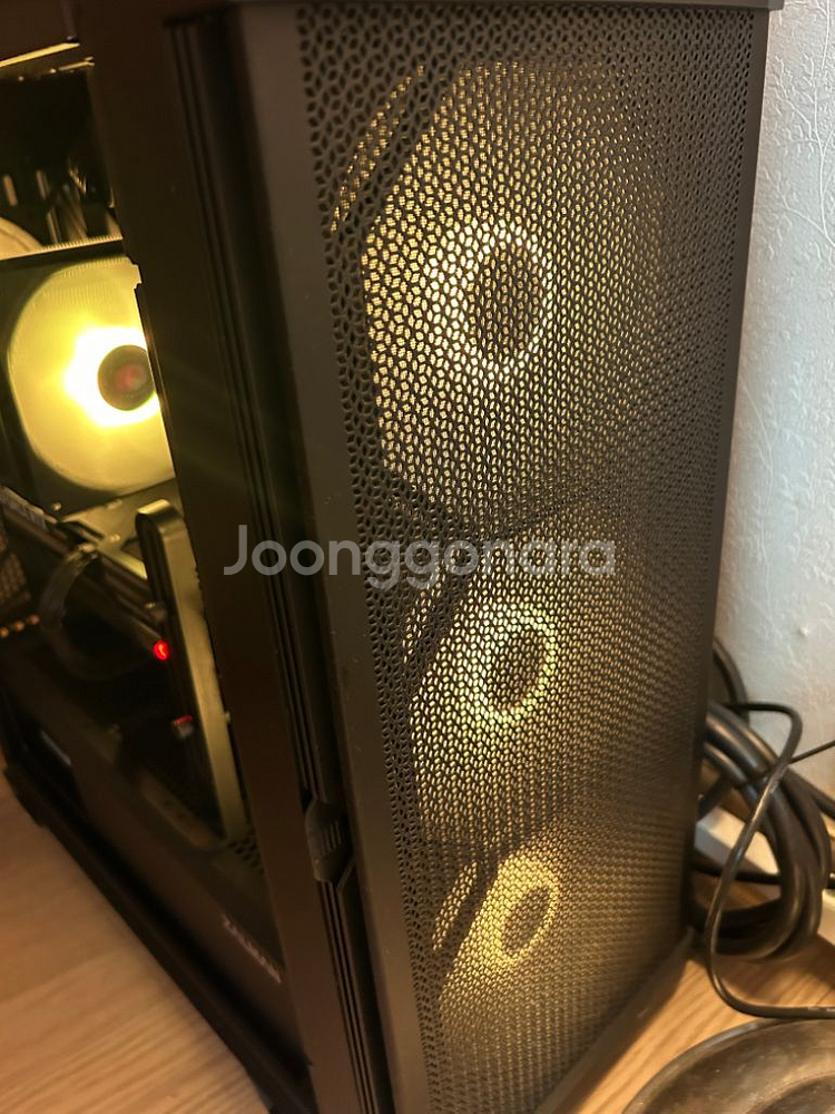 4070super/5700x3d본체+ lg모니터팔아요--2