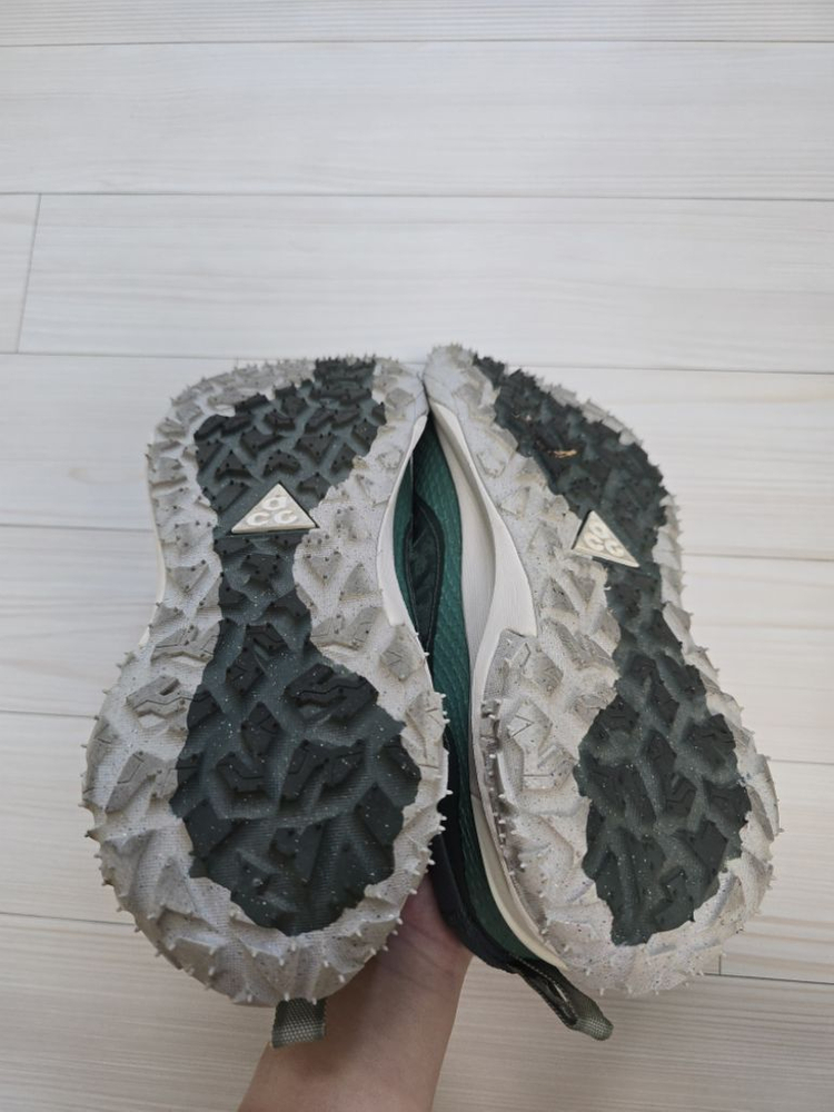 나이키 트레킹화 270사이즈 이미지