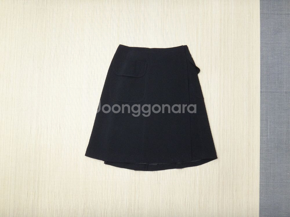 (42size) 미우 미우 MIU MIU 블랙 스커트--0
