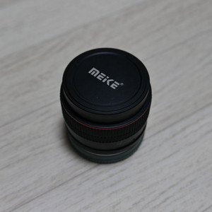 메이케 어안렌즈 6.5mm f2 소니마운트 판매합니다.