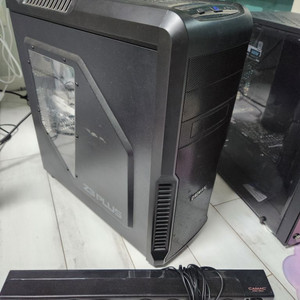 배그 디아블로 돌아가는 pc본체+스피커 SSD 120G