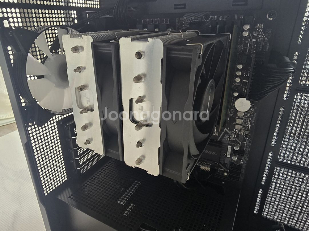 라이젠 5600, 32gb ram, b550m 반본체--1