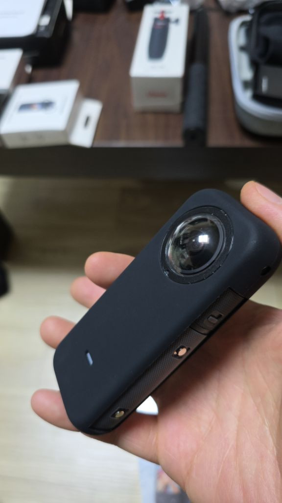 인스타360 X3 ,인스타360 X2 이미지