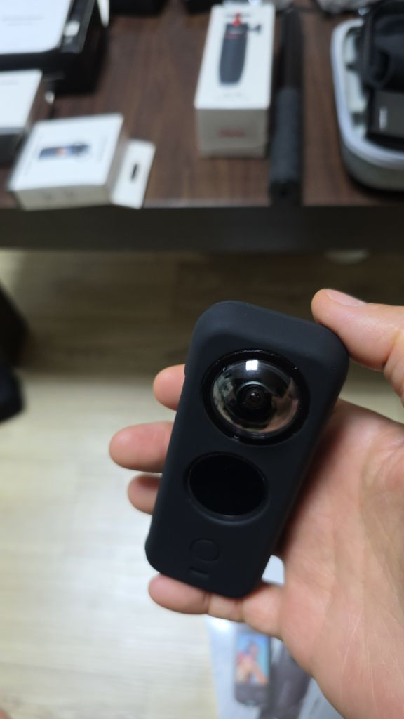 인스타360 X3 ,인스타360 X2 이미지