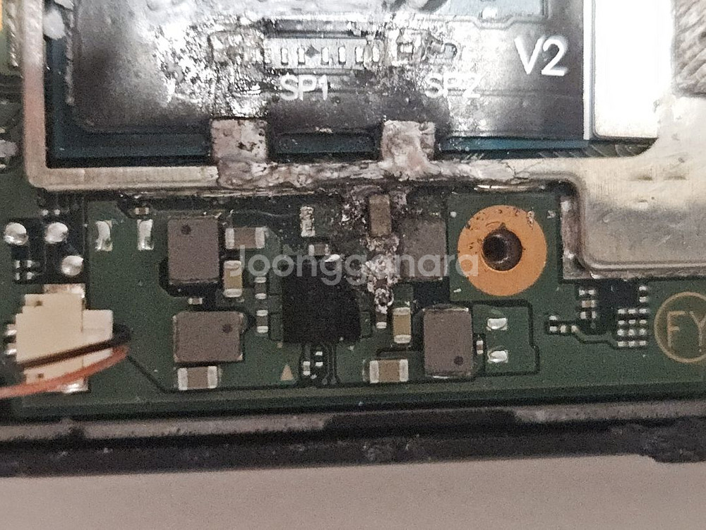 닌텐도스위치 고장 본체만 팝니다--7