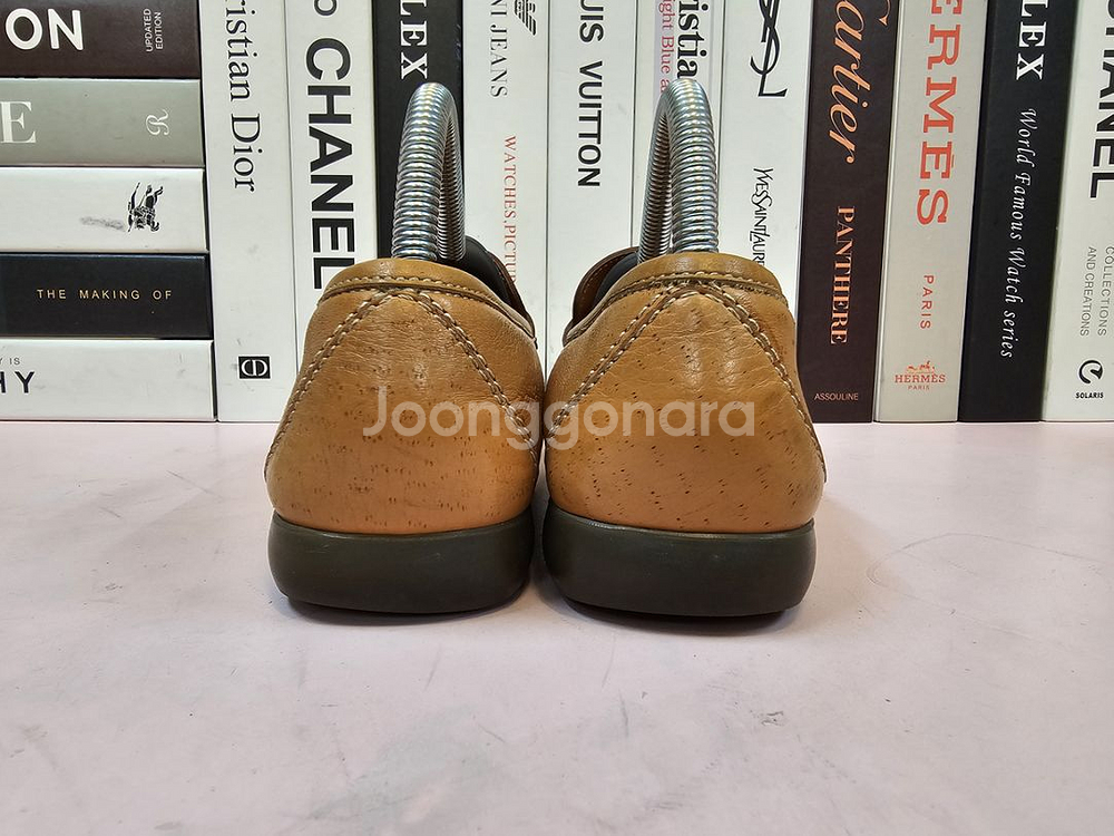 페라가모 여성 로퍼 단화 245--4