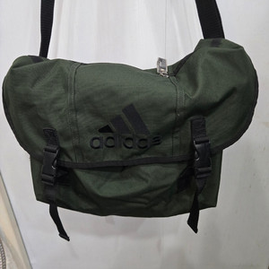 adidas 아디다스 메신저백! 가방 디자인 이뻐요!~
