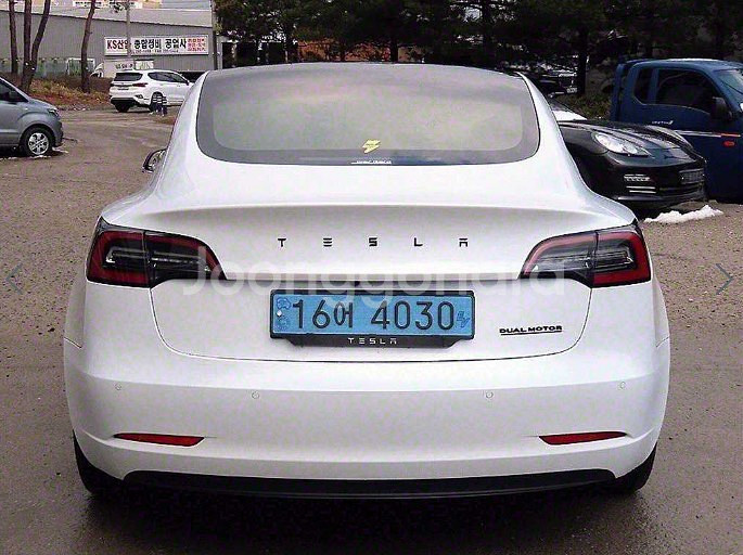 테슬라 모델 3 EV AWD 롱 레인지--1
