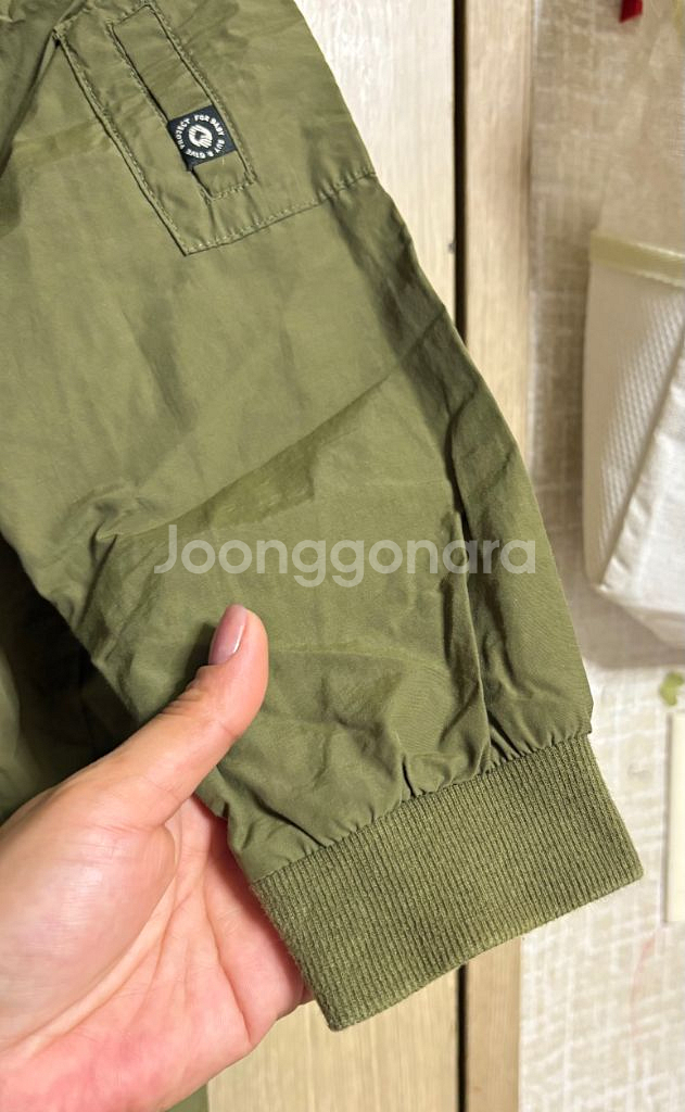(아동복) 카키 바람막이 130(6세)--4