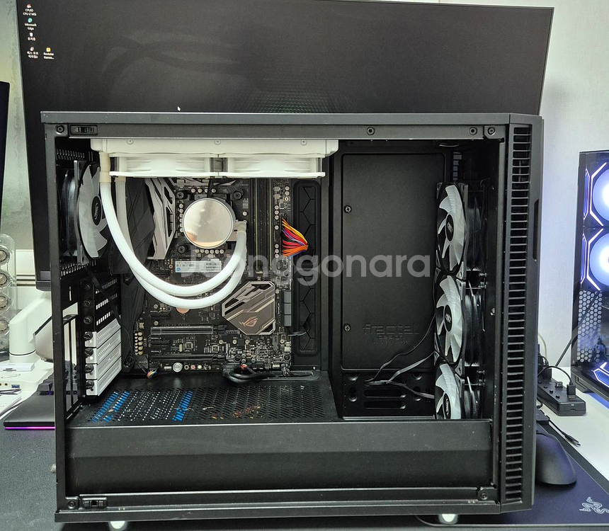9700K 4.9 OC 반본체 판매합니다.--0