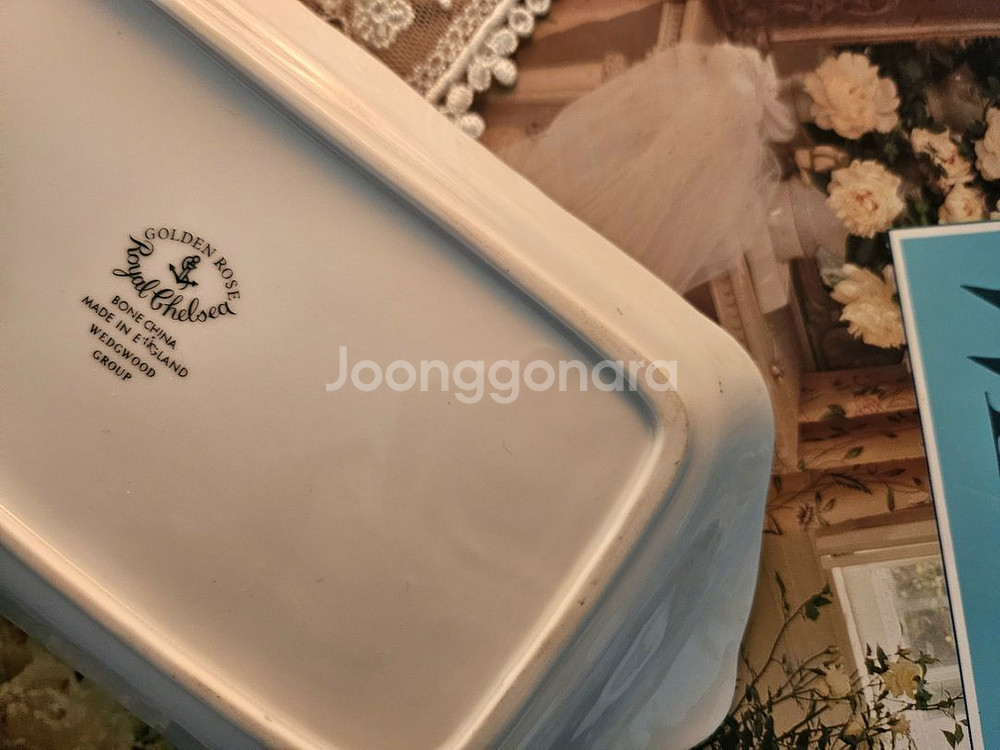 (레어템)영국 로얄첼시 골든로즈 트레이--3