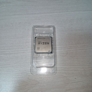 AMD Ryzen 5 3400G 팝니다