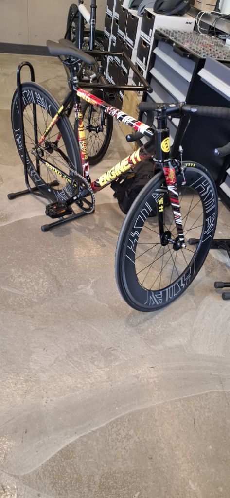 엔진11 lrd 88림이랑 판매 합니다 원가 285만원 이미지