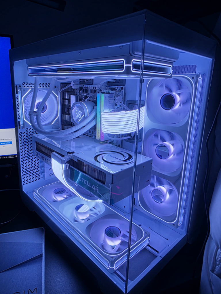 9800X3D 5080 화이트 새상품