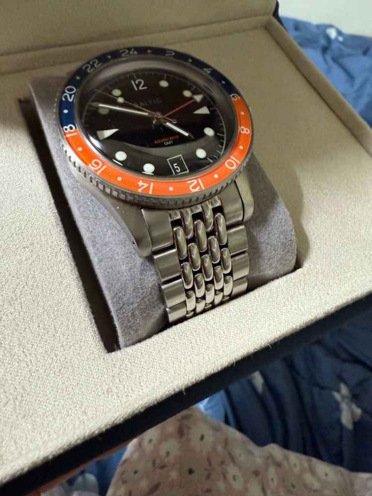 발틱 아쿠아스카프 gmt 팝니다. 교환가능--1