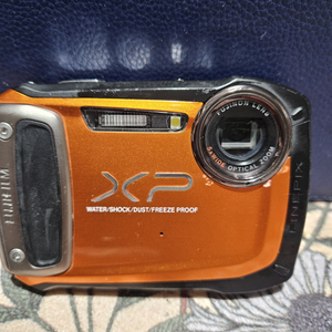후지필름 xp100(방수디지털카메라)
