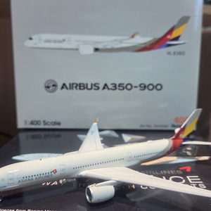Asiana Airlines A350-900 1:400