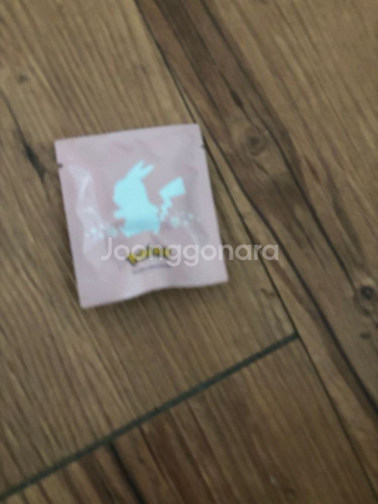 포켓몬 뱃지 3개--1