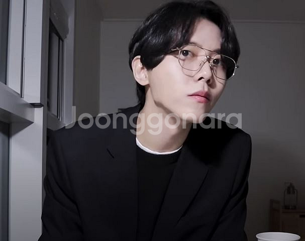 주우재 레이밴 RB6450 젠틀몬스터 세일러 02 실버--3